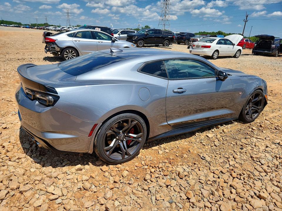 2022 CHEVROLET CAMARO LT1 — Фото 3 из 12