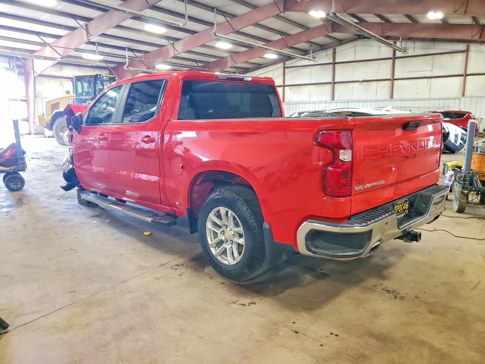 2022 CHEVROLET SILVERADO K1500 LT — Фото 2 из 13