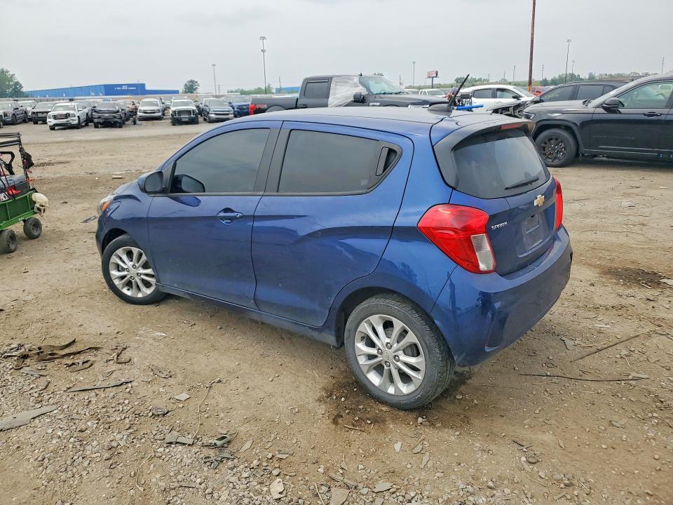 2022 CHEVROLET SPARK 1LT — Фото 2 из 13