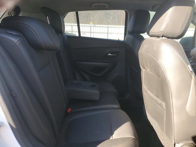 2022 CHEVROLET TRAX 1LT — Фото 11 из 13