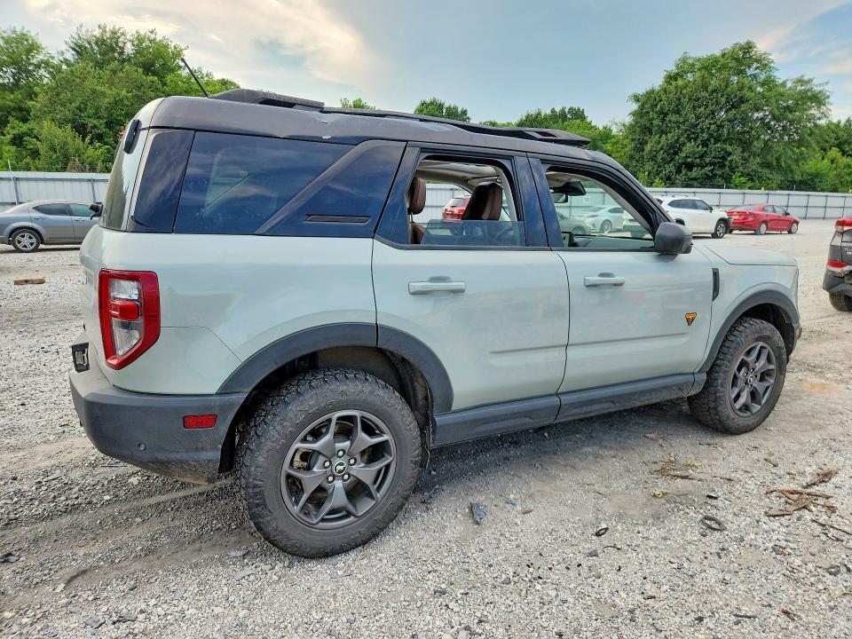 2022 FORD BRONCO SPORT BADLANDS — Фото 3 из 13