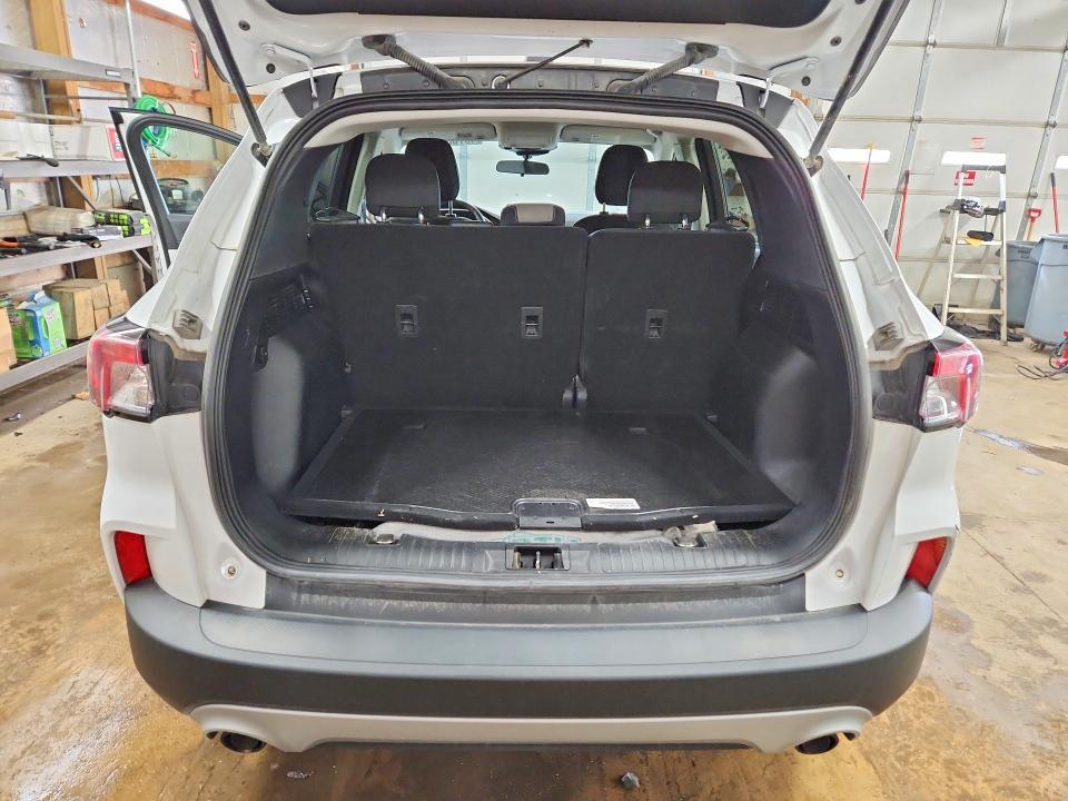 2022 FORD ESCAPE SE — Фото 6 из 13