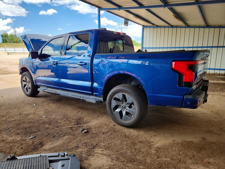 2022 FORD F150 LIGHTNING PRO — Фото 2 из 12