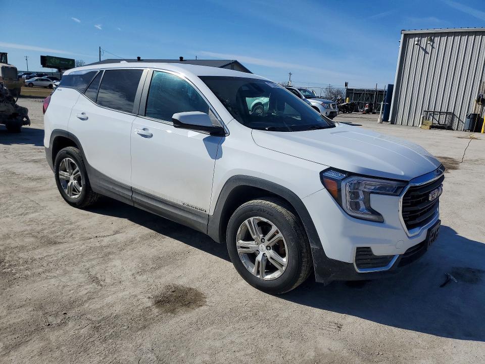 3GKALTEV7NL303664 2022 GMC TERRAIN photo no. 4