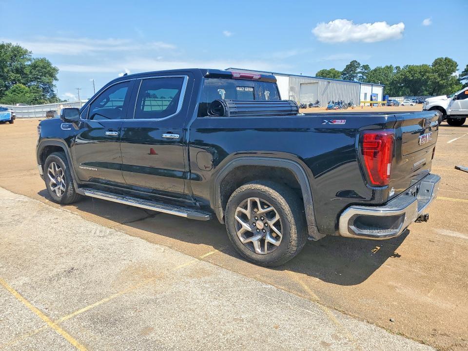 2022 GMC SIERRA K1500 SLT — Фото 2 из 13