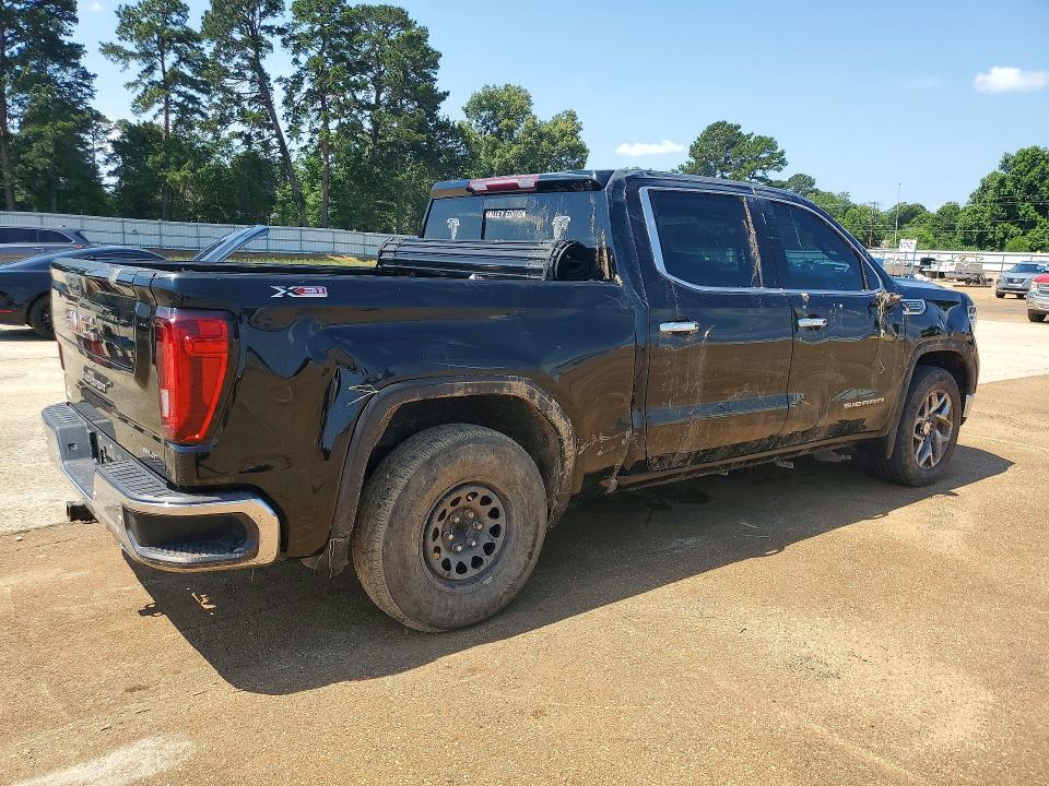 2022 GMC SIERRA K1500 SLT — Фото 3 из 13