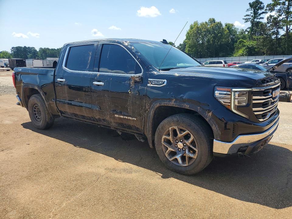 2022 GMC SIERRA K1500 SLT — Фото 4 из 13