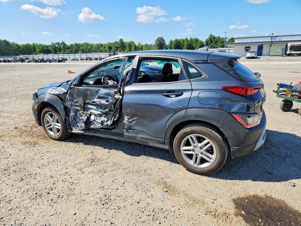 2022 HYUNDAI KONA SE — Фото 2 из 13