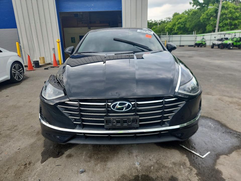2022 HYUNDAI SONATA SE — Фото 5 из 13