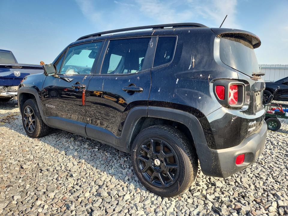2022 JEEP RENEGADE LATITUDE — Фото 2 из 13