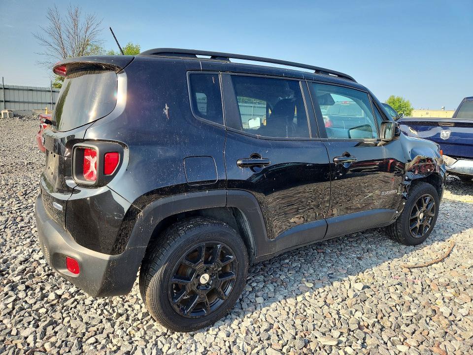 2022 JEEP RENEGADE LATITUDE — Фото 3 из 13
