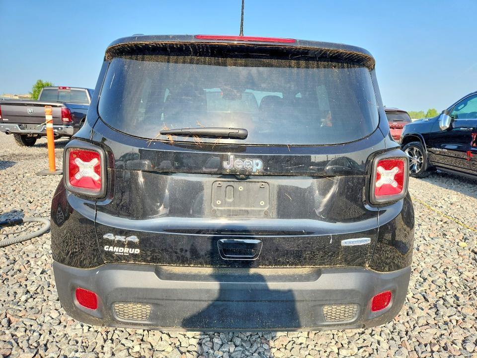 2022 JEEP RENEGADE LATITUDE — Фото 6 из 13