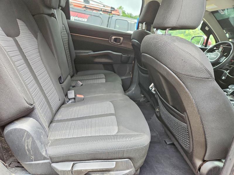 2022 KIA SORENTO LX — Фото 11 из 13