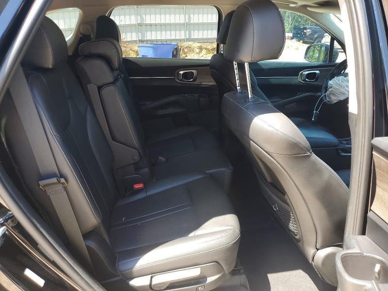 2022 KIA SORENTO S — Фото 10 из 12
