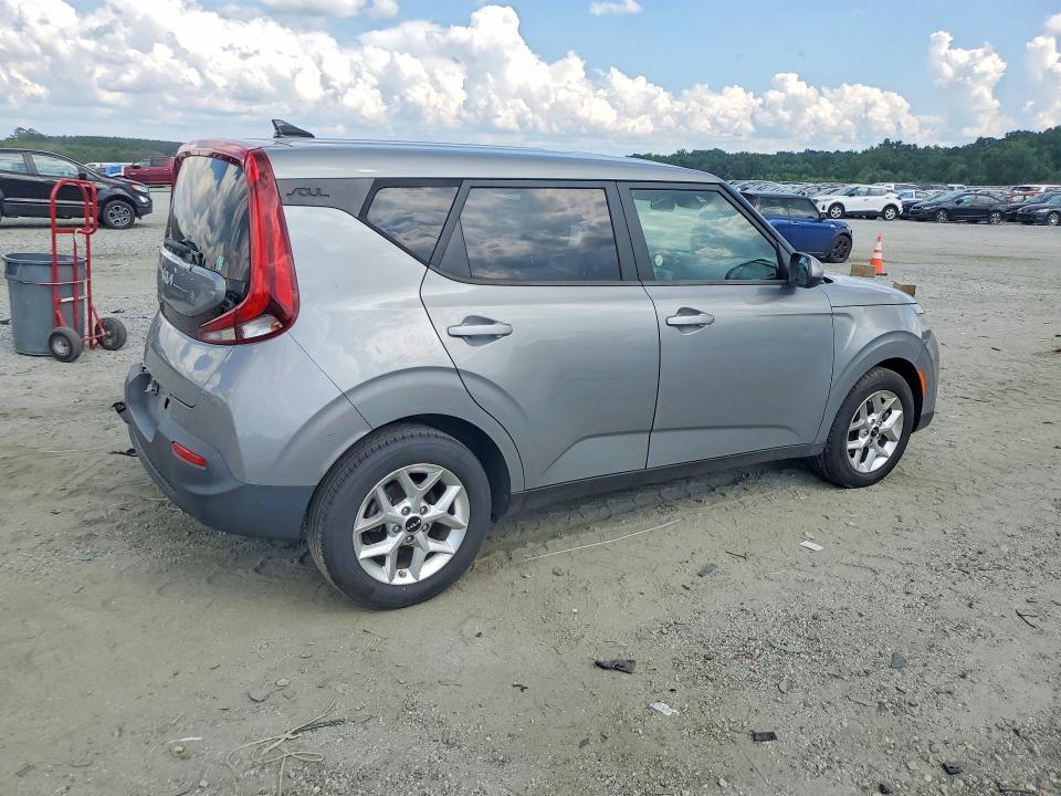 2022 KIA SOUL LX — Фото 3 из 13