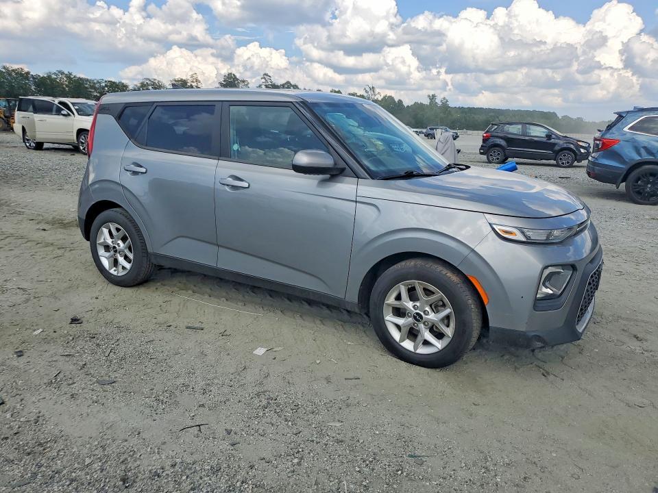 2022 KIA SOUL LX — Фото 4 из 13