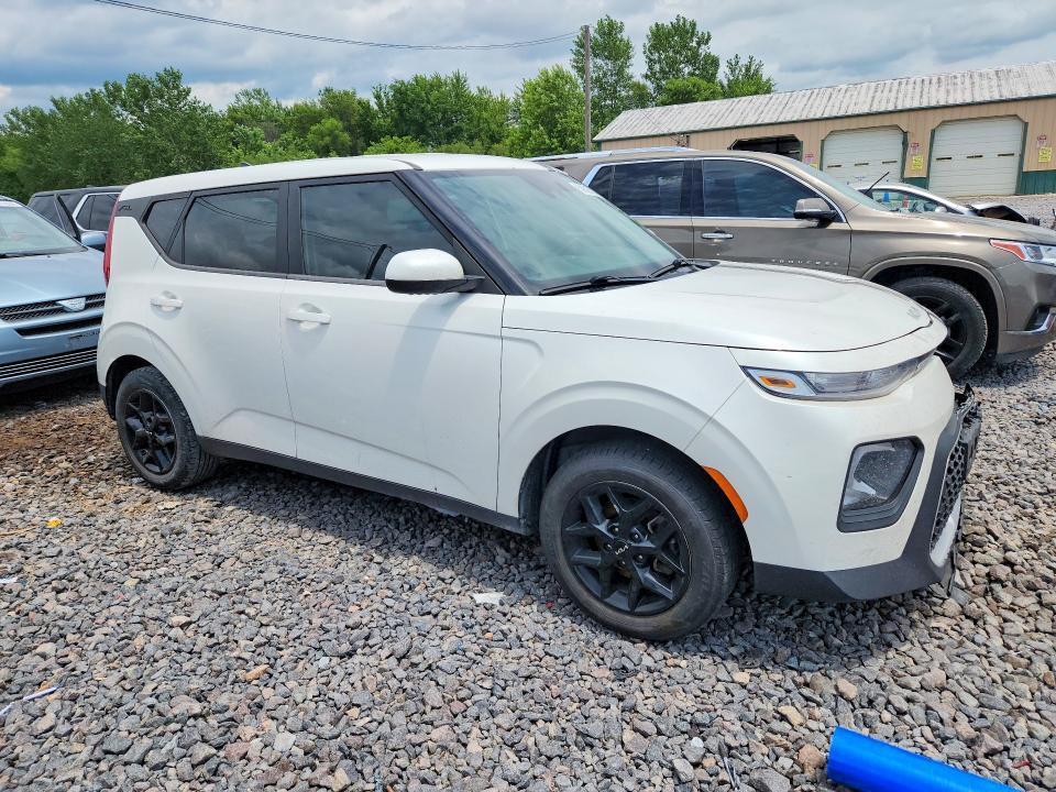 2022 KIA SOUL LX — Фото 4 из 12