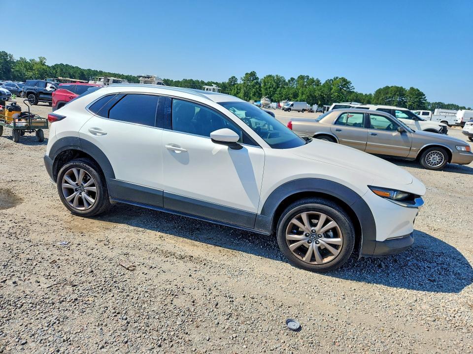 2022 MAZDA CX-30 PREMIUM — Фото 4 из 13
