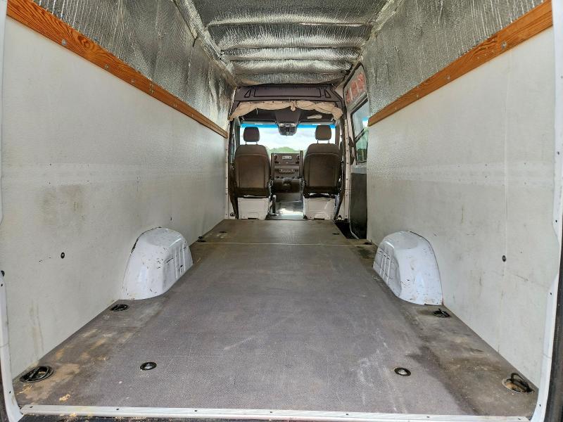 2022 MERCEDES-BENZ SPRINTER 2500 DELIVERY VAN — Фото 10 из 13