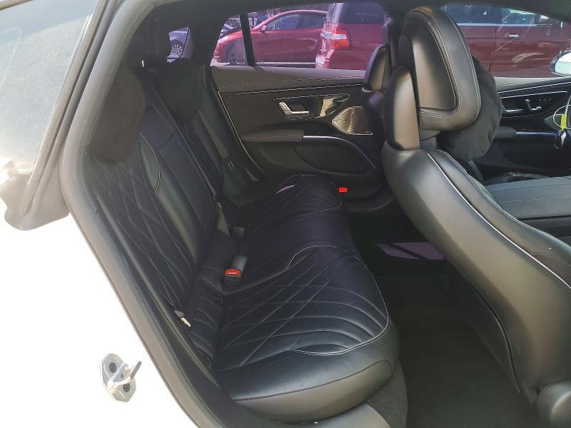 2022 MERCEDES-BENZ EQS SEDAN 450+ — Фото 10 из 12