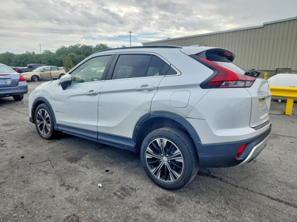 JA4ATWAA1NZ061392 2022 MITSUBISHI ECLIPSE CROSS photo no. 2