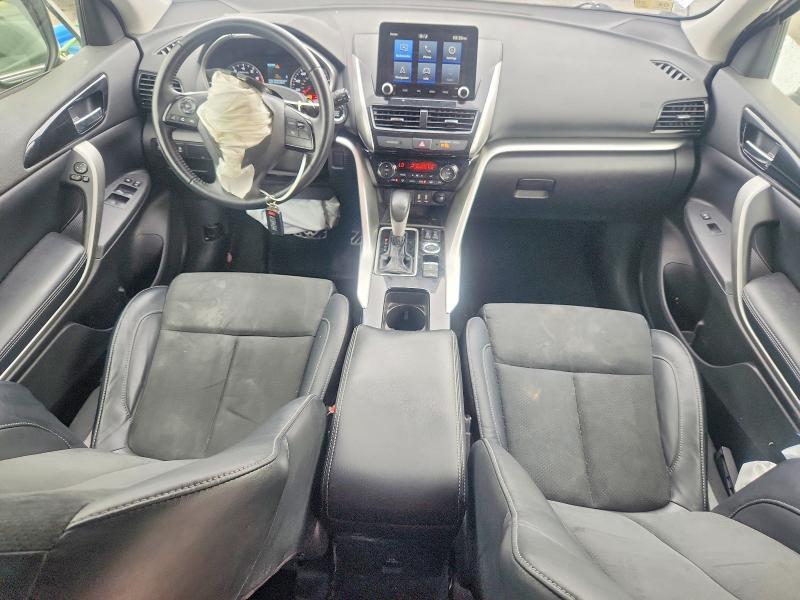 JA4ATWAA1NZ061392 2022 MITSUBISHI ECLIPSE CROSS photo no. 8