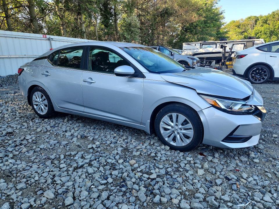 2022 NISSAN SENTRA S — Фото 4 из 12