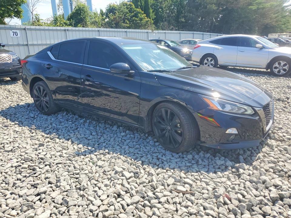 2022 NISSAN ALTIMA SR — Фото 4 из 12