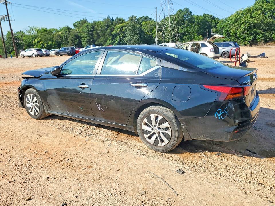 2022 NISSAN ALTIMA S — Фото 2 из 12