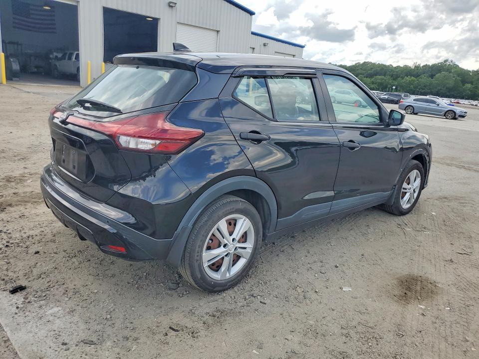 2022 NISSAN KICKS S — Фото 3 из 12