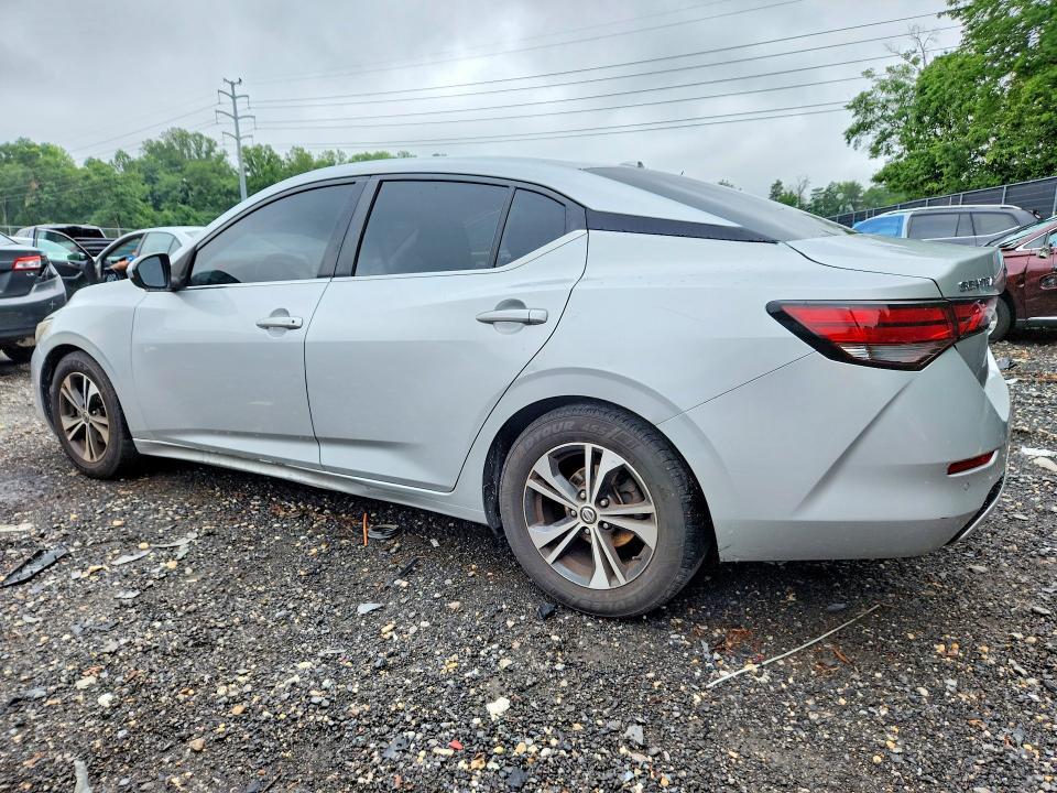 2022 NISSAN SENTRA SV — Фото 2 из 12