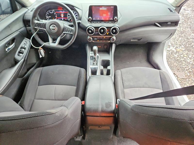 2022 NISSAN SENTRA SV — Фото 8 из 12