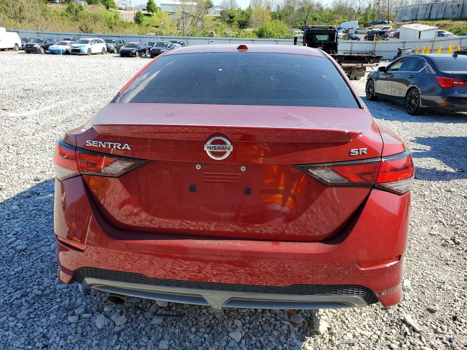 2022 NISSAN SENTRA SR — Фото 6 из 12