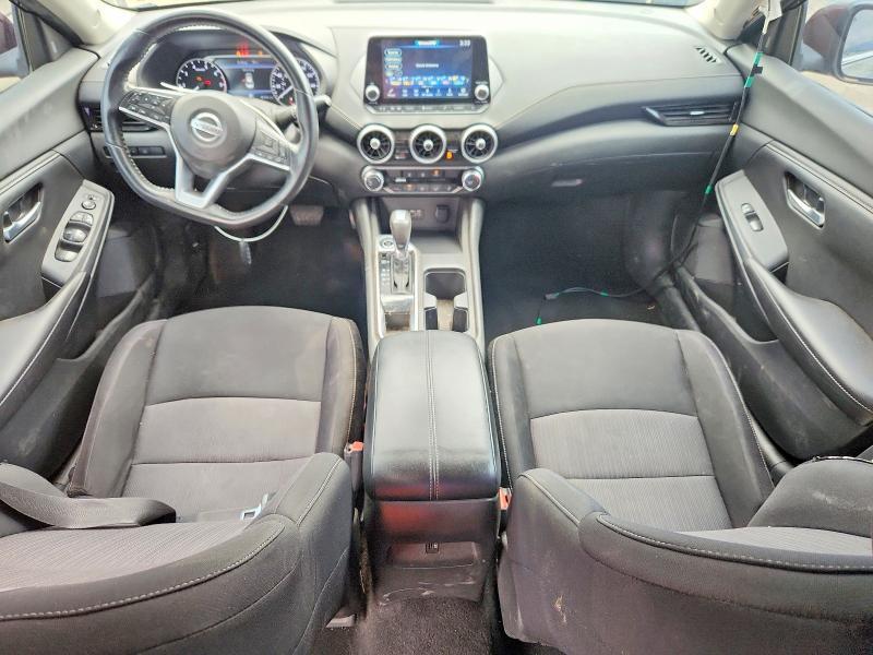 2022 NISSAN SENTRA SV — Фото 8 из 12