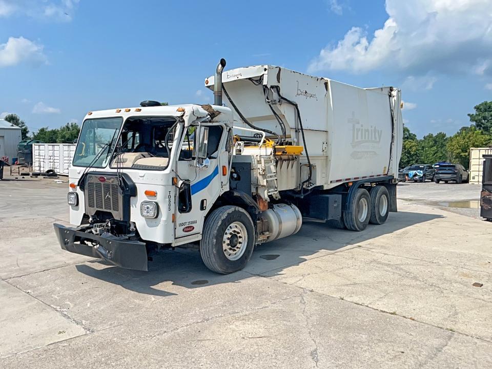 2022 PETERBILT 520 PACKER GARBAGE TRUCK — Фото 2 из 12
