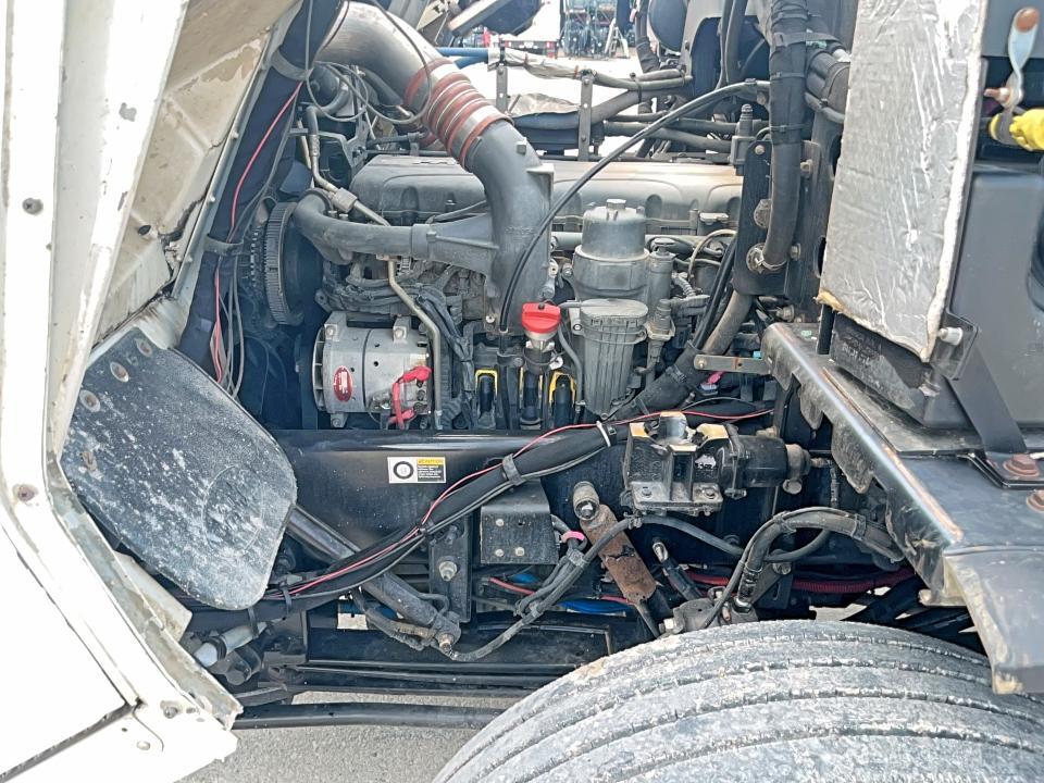 2022 PETERBILT 520 PACKER GARBAGE TRUCK — Фото 7 из 12