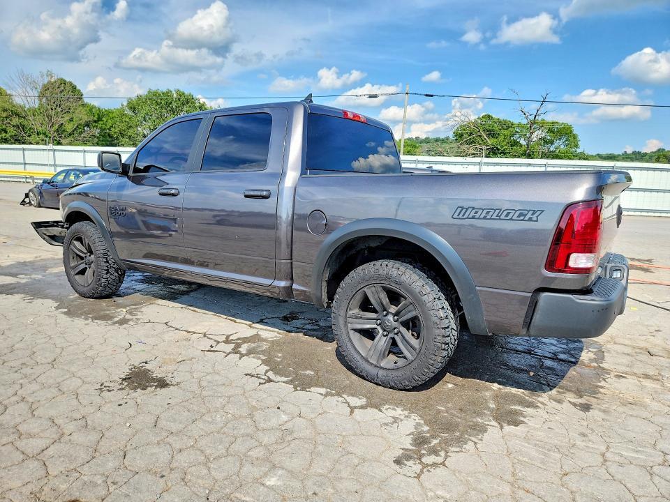 2022 RAM 1500 CLASSIC SLT — Фото 2 из 12