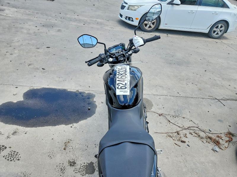 JS1VP55A5N7100281 2022 SUZUKI SV650 photo no. 6