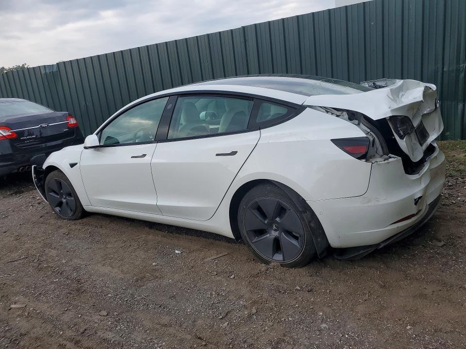 2022 TESLA MODEL 3 — Фото 2 из 12