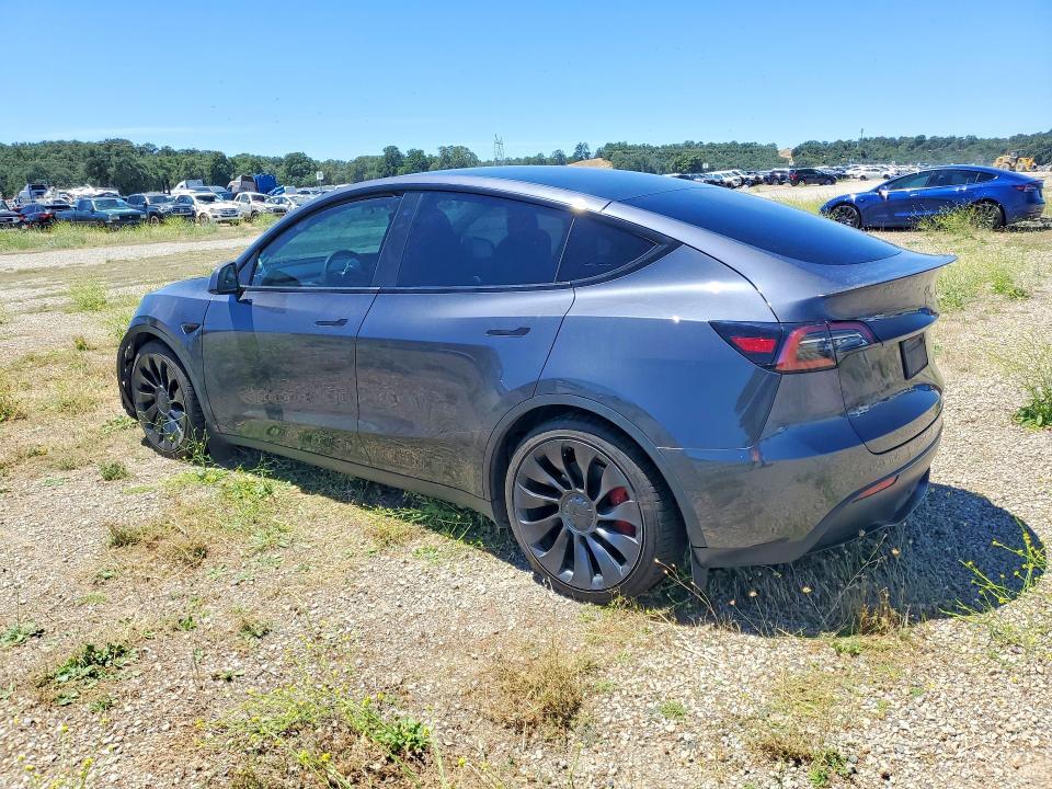7SAYGDEF4NF383312 2022 TESLA MODEL Y photo no. 2
