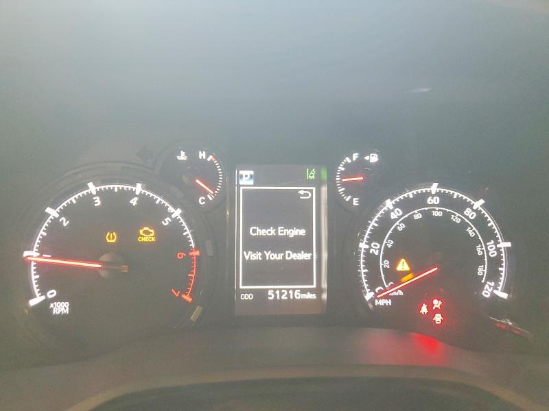 2022 TOYOTA 4RUNNER SR5 PREMIUM — Фото 9 из 12