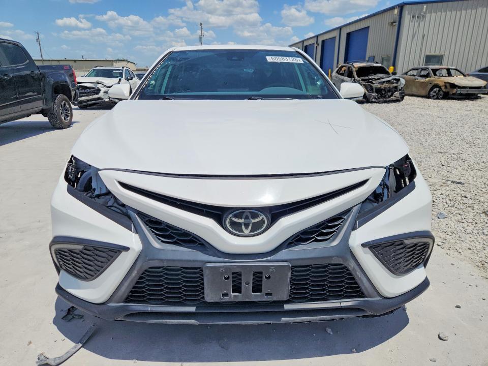 4T1G11AK4NU663066 2022 TOYOTA CAMRY photo no. 5