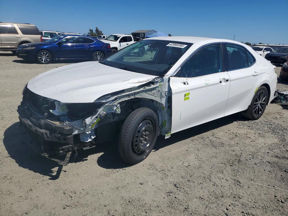 4T1G11AK7NU048849 2022 TOYOTA CAMRY photo no. 1