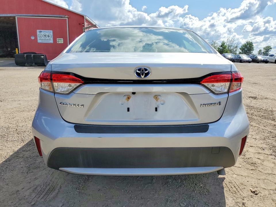2022 TOYOTA COROLLA — Фото 6 из 13