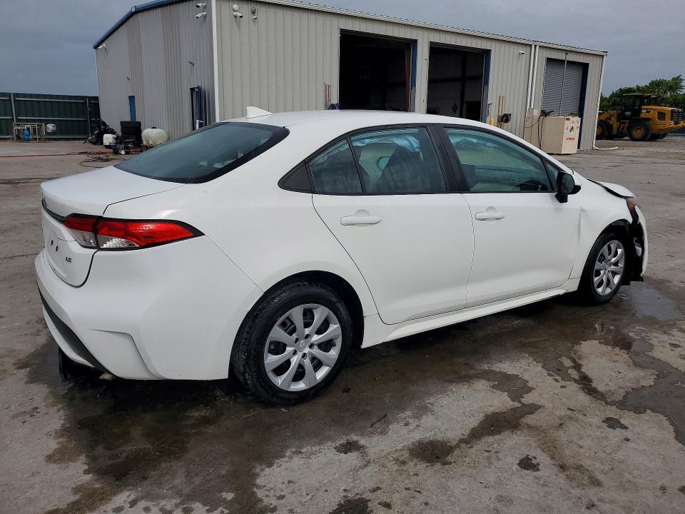 5YFEPMAE1NP330133 2022 TOYOTA COROLLA photo no. 3