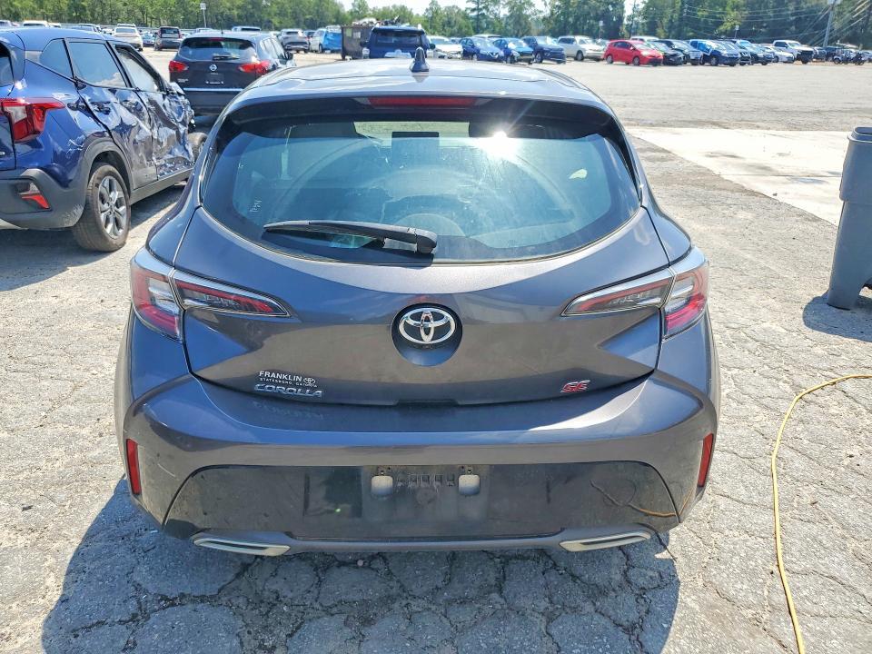 2022 TOYOTA COROLLA HATCHBACK SE — Фото 6 из 12