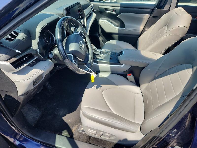 2022 TOYOTA HIGHLANDER HYBRID XLE — Фото 7 из 12