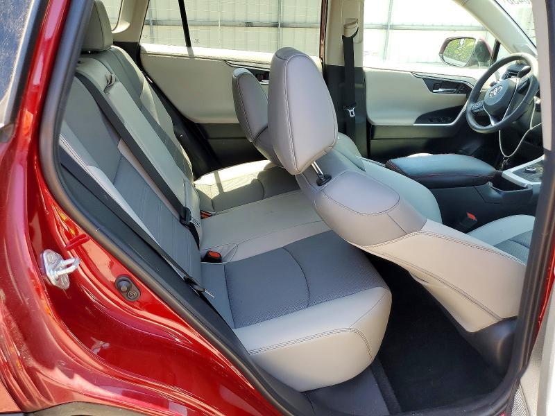 2022 TOYOTA RAV4 LIMITED — Фото 11 из 13