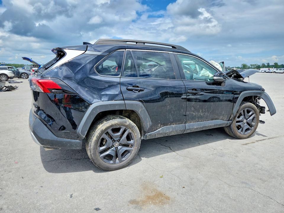 2022 TOYOTA RAV4 ADVENTURE — Фото 3 из 13