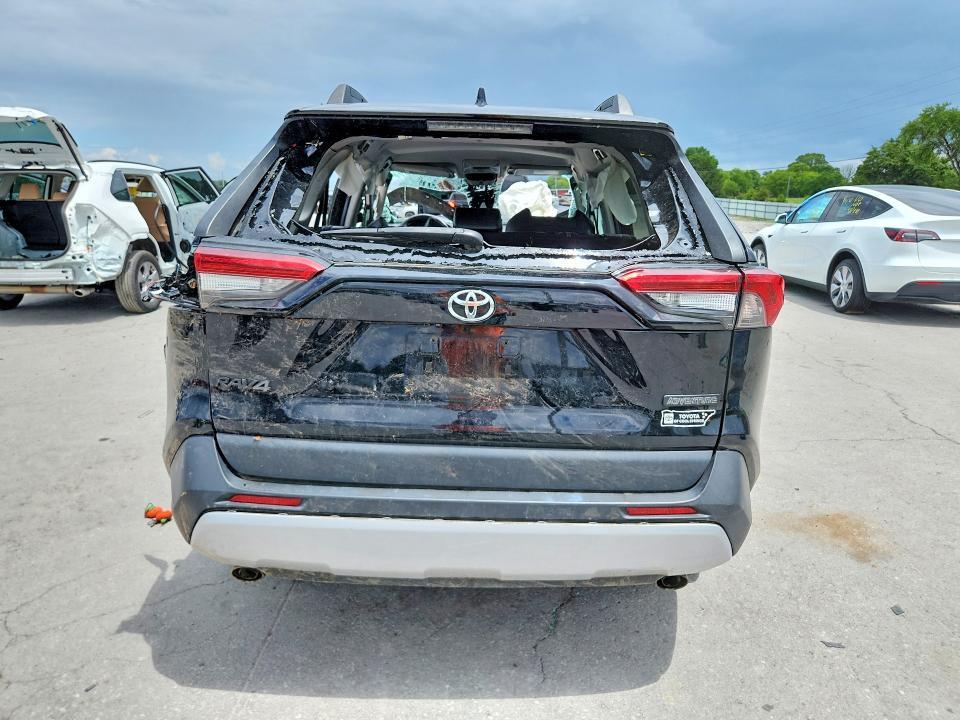 2022 TOYOTA RAV4 ADVENTURE — Фото 6 из 13